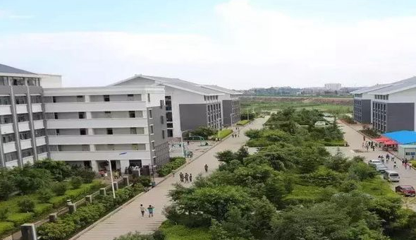 云南省电子信息高级技工学校具体位置