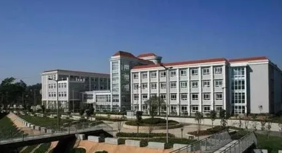云南省电子信息高级技工学校具体位置